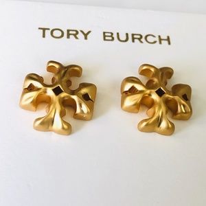 Brand New Tory Burch Roxanne Stud Earrings